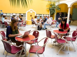 clic_seville_cafe